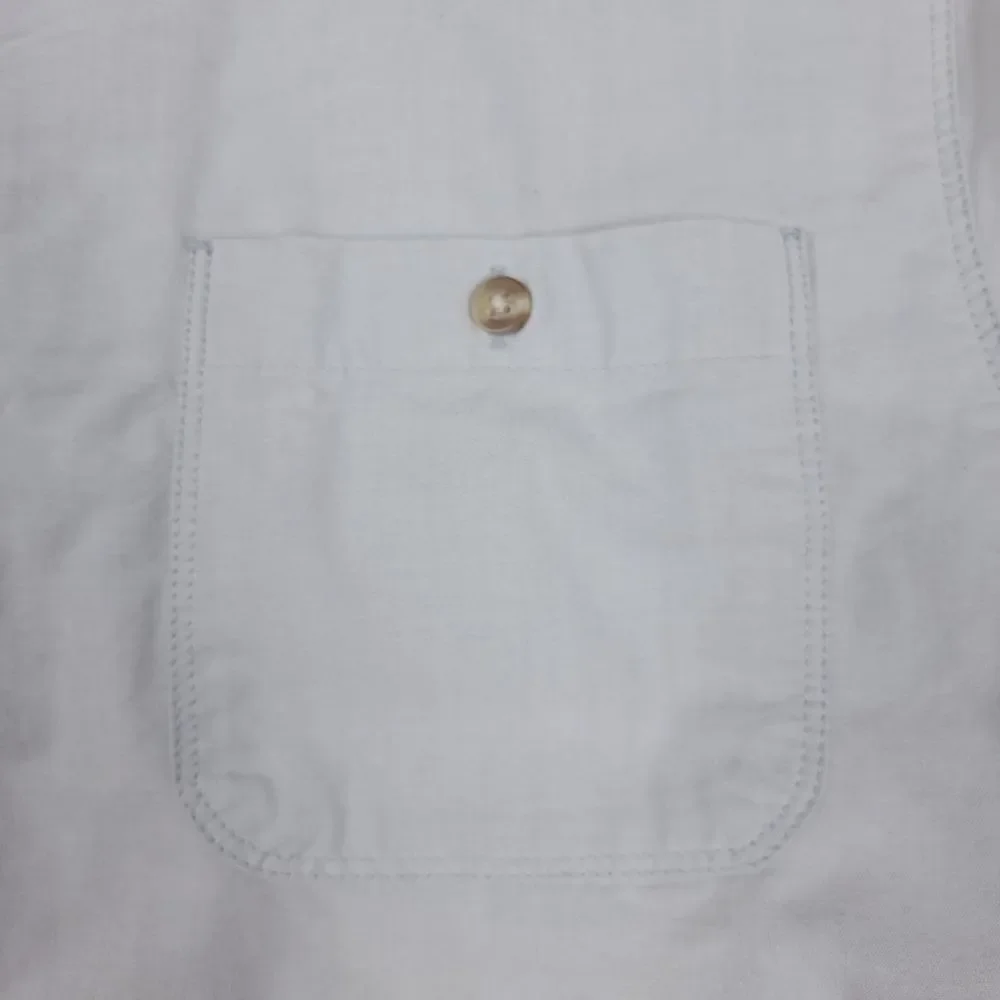 THE NORTH FACE Short Sleeve Casual Button Down Shirt in Light‎ Gray Mens Medium